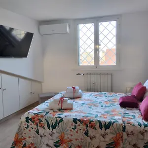 Casetta Ginevra - Close To Metro C Appartamento
